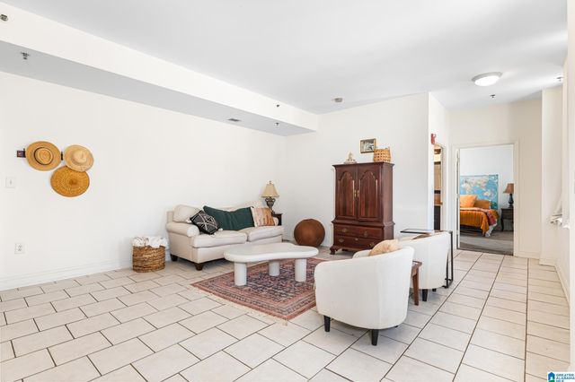 2008 3rd Ave N Apt 8D, Birmingham, AL 35203