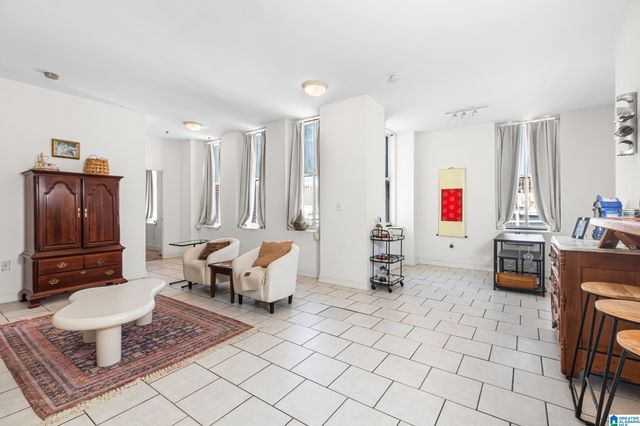 2008 3rd Ave N Apt 8D, Birmingham, AL 35203