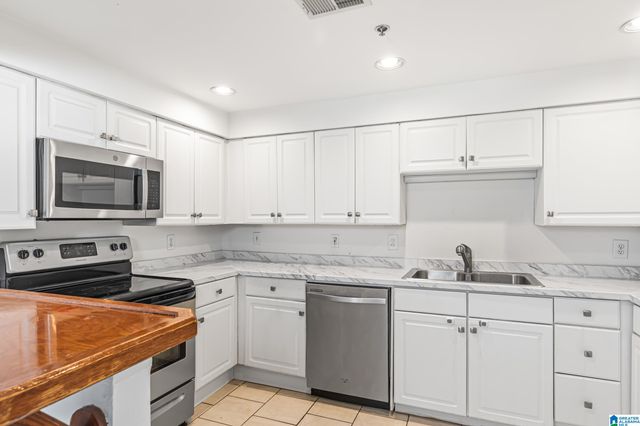 2008 3rd Ave N Apt 8D, Birmingham, AL 35203
