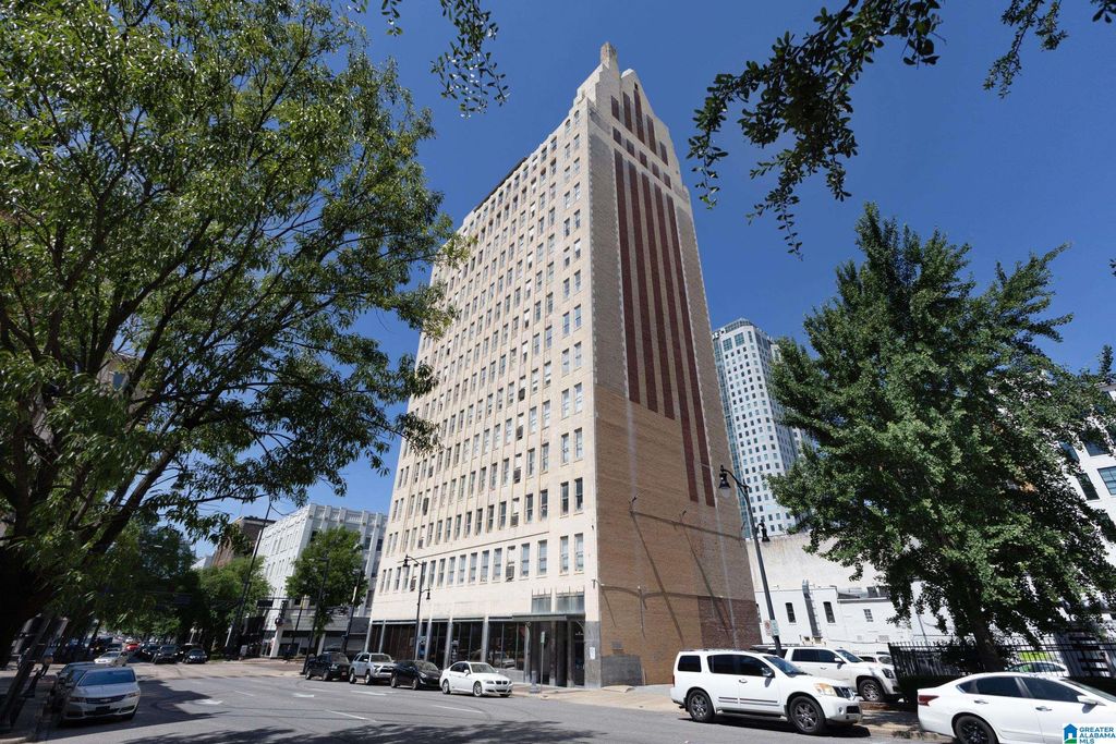 2008 3rd Ave N Apt 8D, Birmingham, AL 35203