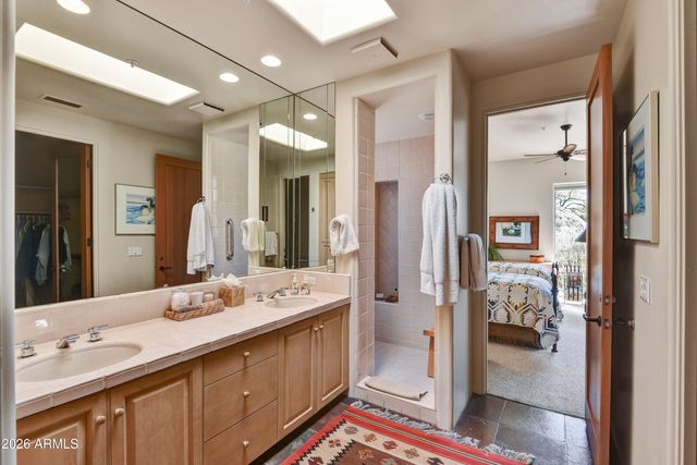 7337 E WHITETHORN Circle, Scottsdale, AZ 85266