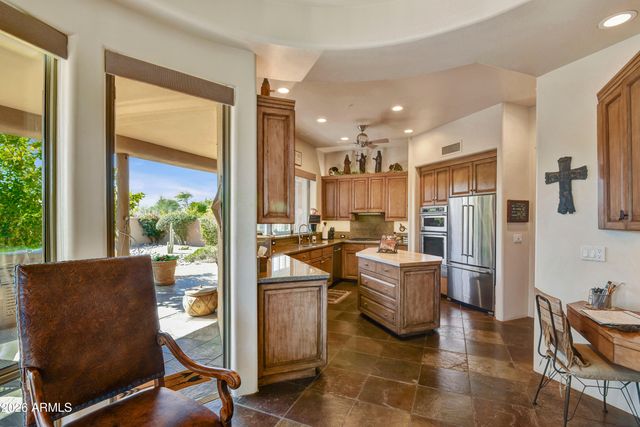 7337 E WHITETHORN Circle, Scottsdale, AZ 85266