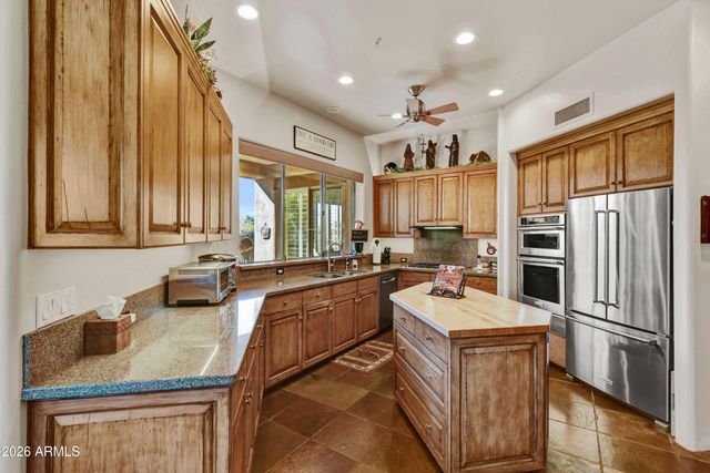 7337 E WHITETHORN Circle, Scottsdale, AZ 85266