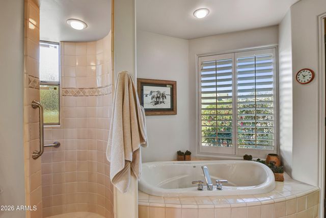 7337 E WHITETHORN Circle, Scottsdale, AZ 85266