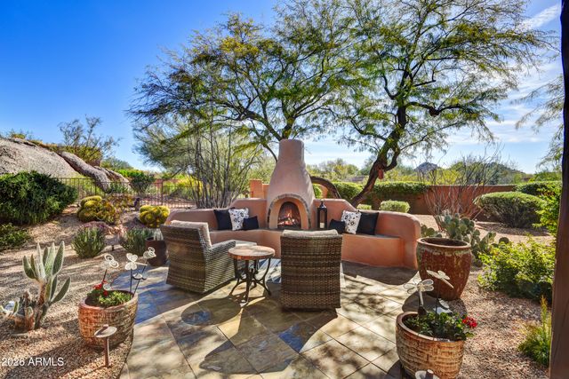 7337 E WHITETHORN Circle, Scottsdale, AZ 85266