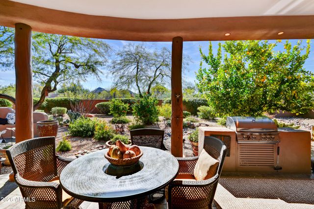 7337 E WHITETHORN Circle, Scottsdale, AZ 85266