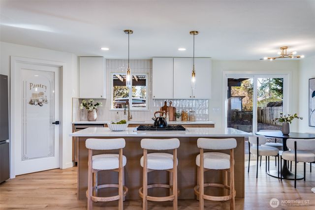 34020 39th Avenue S, Auburn, WA 98001