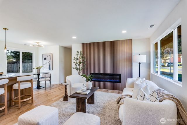 34020 39th Avenue S, Auburn, WA 98001