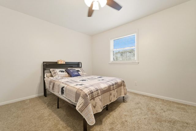11917 N 470 E 6, Demotte, IN 46310