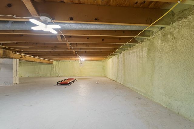 11917 N 470 E 6, Demotte, IN 46310