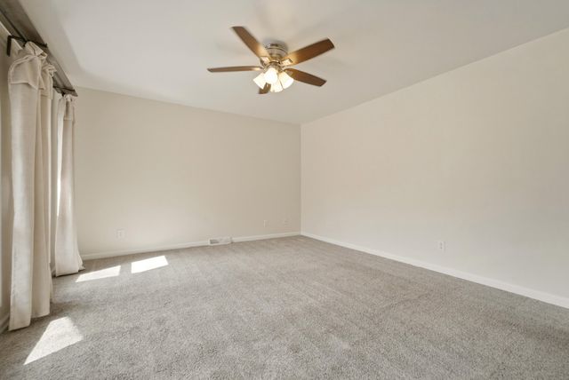 11917 N 470 E 6, Demotte, IN 46310