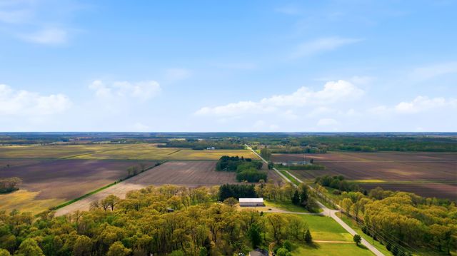 11917 N 470 E 6, Demotte, IN 46310