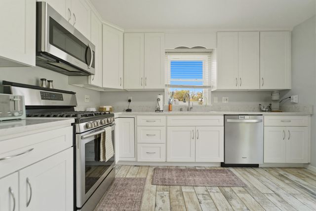 11917 N 470 E 6, Demotte, IN 46310