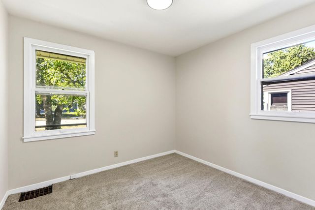5837 Russell Avenue S, Minneapolis, MN 55410