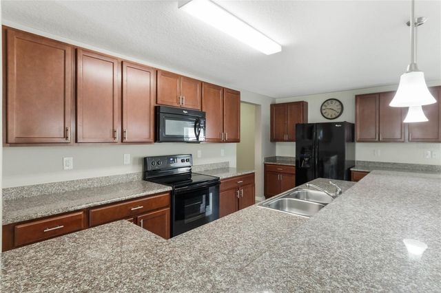 4602 HARVEST ROW LANE, St Cloud, FL 34772