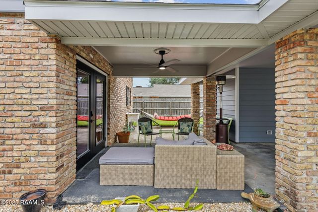 113 Swoon Drive, Lafayette, LA 70508