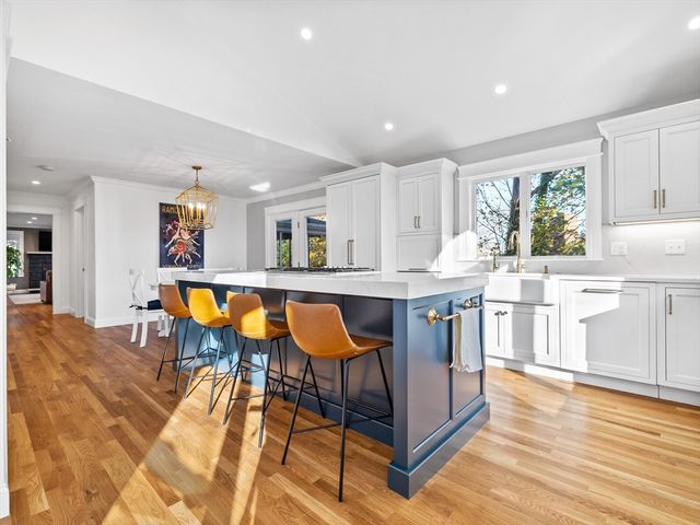 25 Falmouth Rd, Arlington, MA 02474