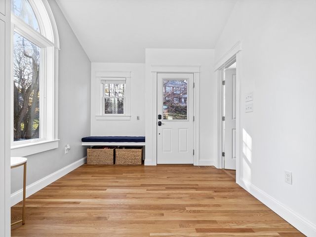 25 Falmouth Rd, Arlington, MA 02474