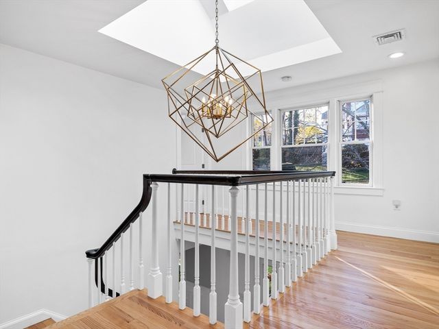 25 Falmouth Rd, Arlington, MA 02474