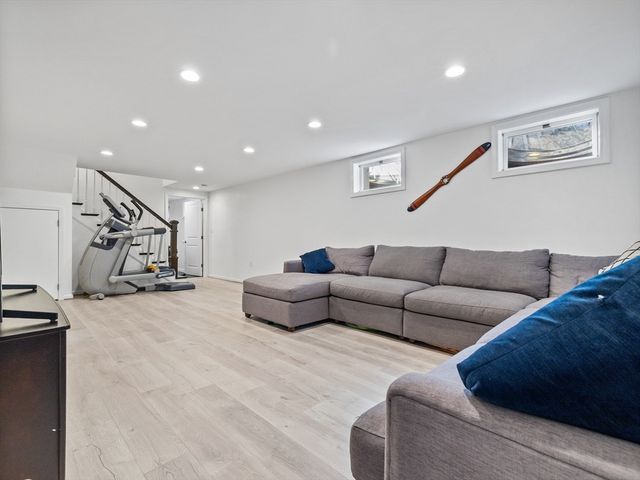 25 Falmouth Rd, Arlington, MA 02474