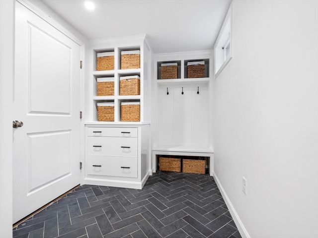 25 Falmouth Rd, Arlington, MA 02474