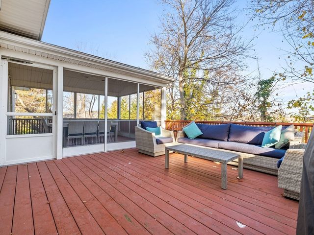 25 Falmouth Rd, Arlington, MA 02474