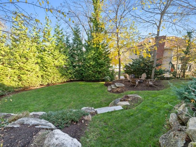 25 Falmouth Rd, Arlington, MA 02474