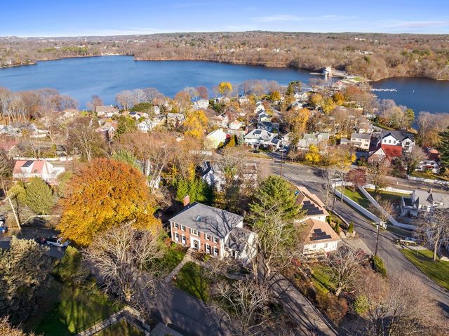25 Falmouth Rd, Arlington, MA 02474