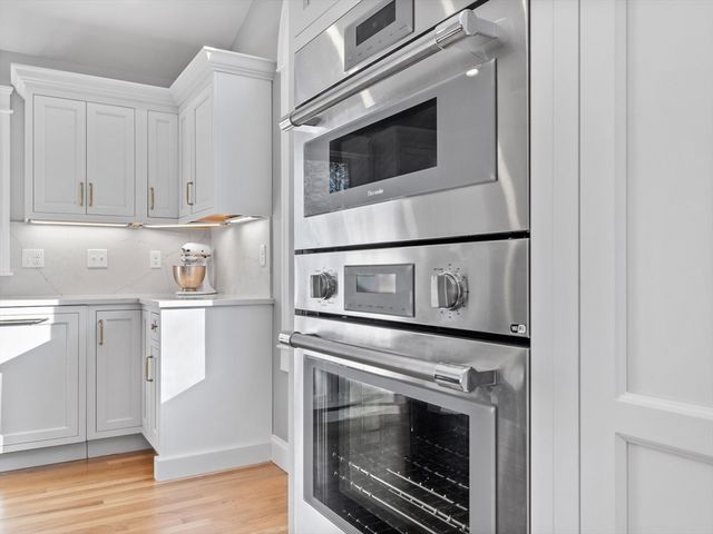 25 Falmouth Rd, Arlington, MA 02474