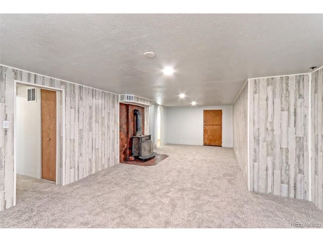 320 S Clay St, Denver, CO 80219