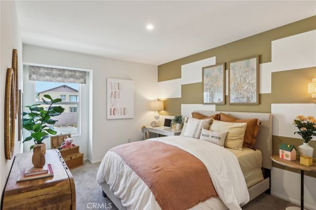 6393 Sierra Vista Lane 3, Fontana, CA 92336