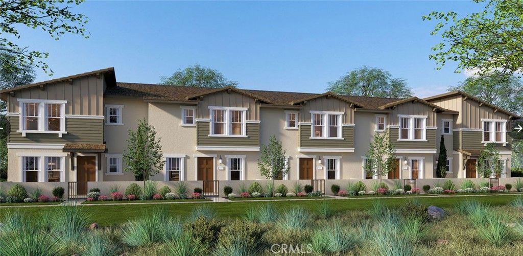 6393 Sierra Vista Lane 3, Fontana, CA 92336