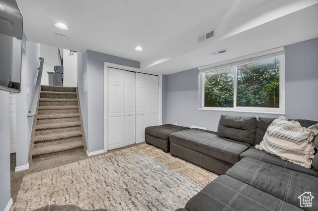 5548 S 3850 W, Roy, UT 84067