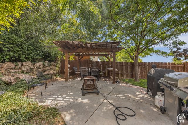 5548 S 3850 W, Roy, UT 84067