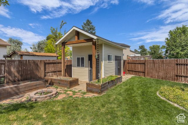 5548 S 3850 W, Roy, UT 84067