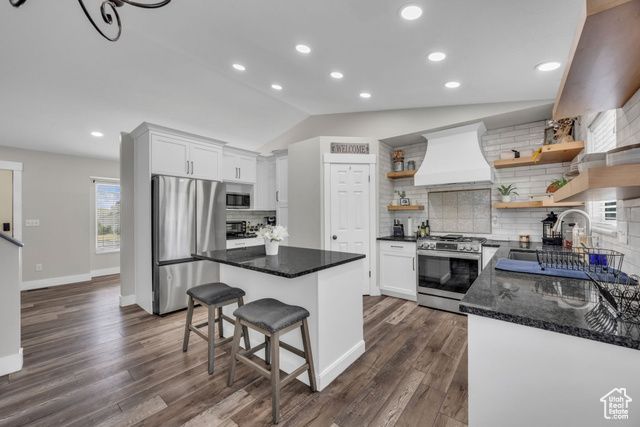 5548 S 3850 W, Roy, UT 84067