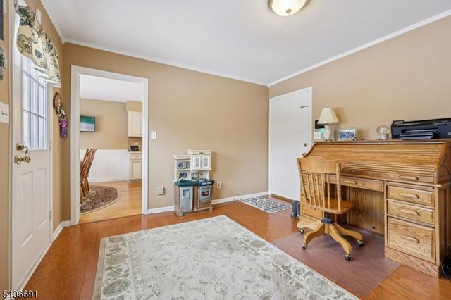 3 Agawam Dr, Wayne Twp., NJ 07470