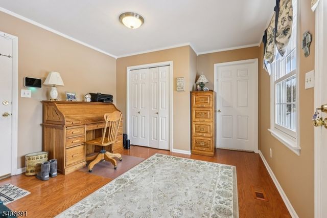 3 Agawam Dr, Wayne Twp., NJ 07470