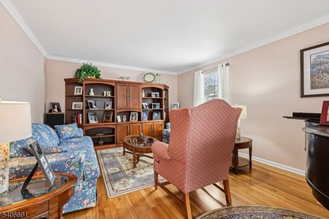 3 Agawam Dr, Wayne Twp., NJ 07470