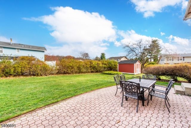 3 Agawam Dr, Wayne Twp., NJ 07470