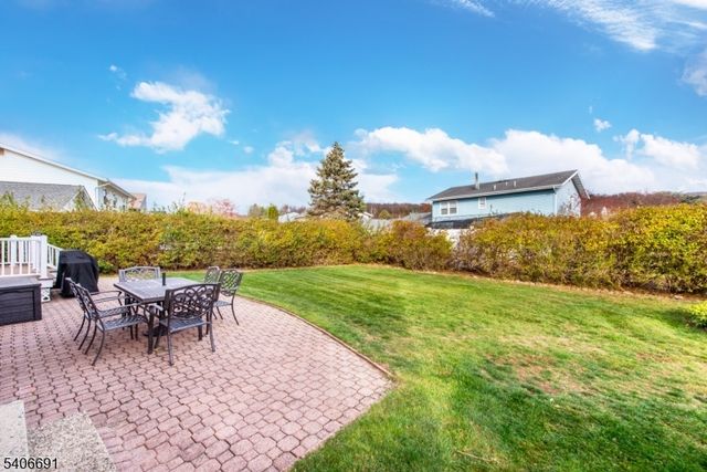 3 Agawam Dr, Wayne Twp., NJ 07470