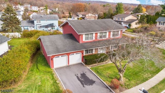 3 Agawam Dr, Wayne Twp., NJ 07470