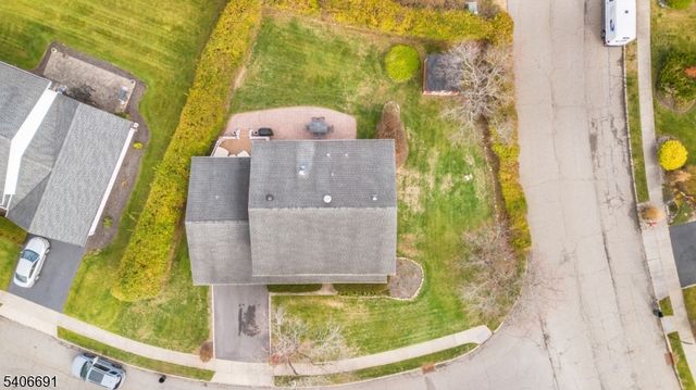 3 Agawam Dr, Wayne Twp., NJ 07470