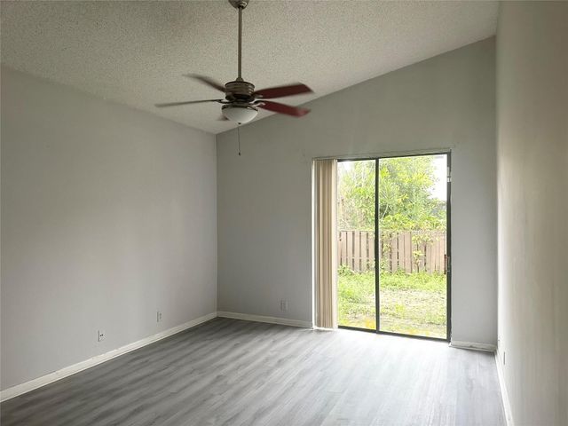 10461 NW 12th Court, Plantation, FL 33322