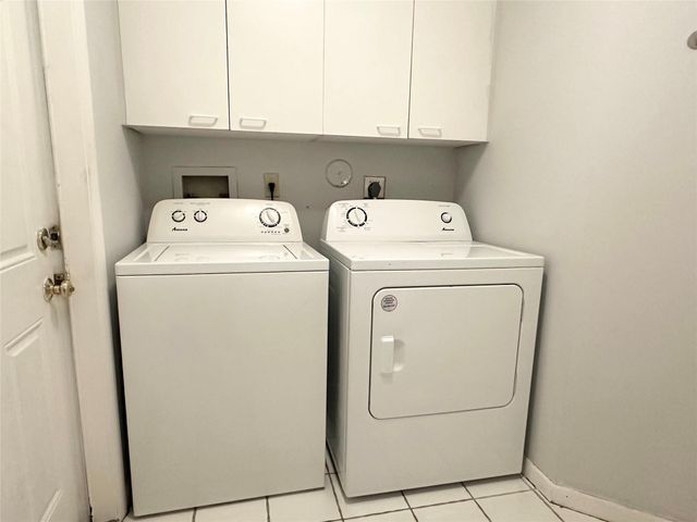 10461 NW 12th Court, Plantation, FL 33322