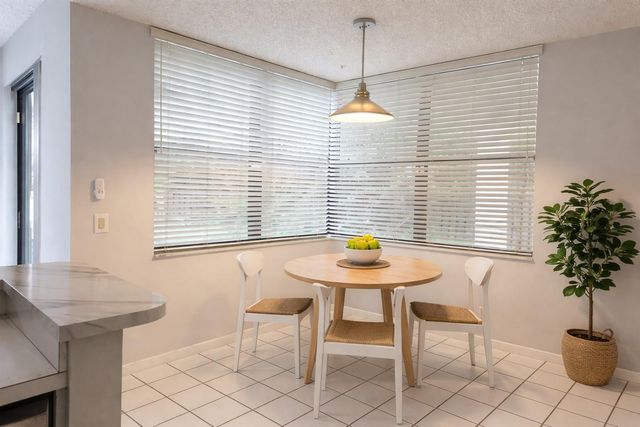 10461 NW 12th Court, Plantation, FL 33322