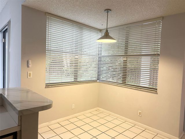 10461 NW 12th Court, Plantation, FL 33322