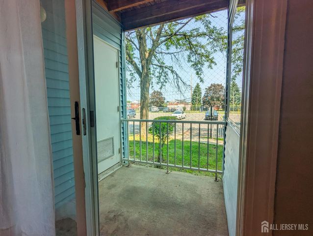 111 Edpas Road, New Brunswick, NJ 08901