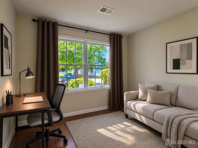 111 Edpas Road, New Brunswick, NJ 08901