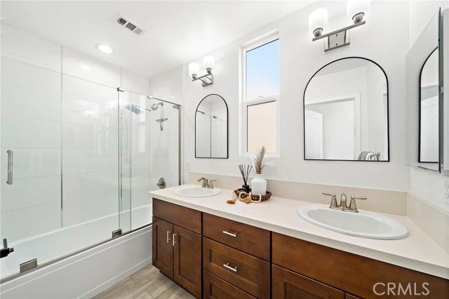 1974 Meyer Place D, Costa Mesa, CA 92627